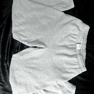 Aritzia Tna Cozy Fleece Mega Sweatpant – Heather Cloud Grey – Size S